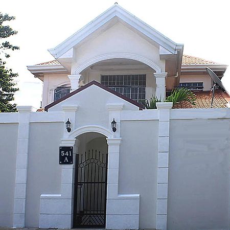 Palompon Leizel'S Bed & Breakfast المظهر الخارجي الصورة